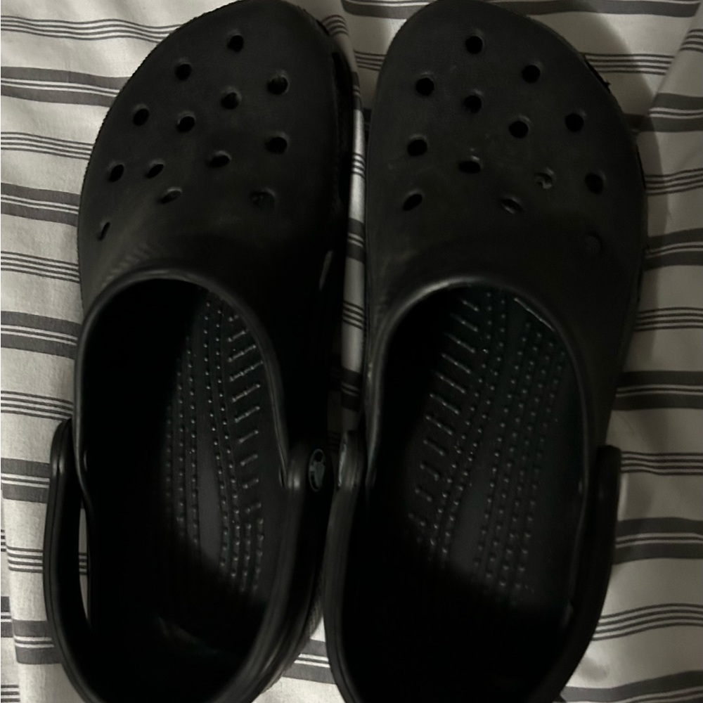 Black Crocs